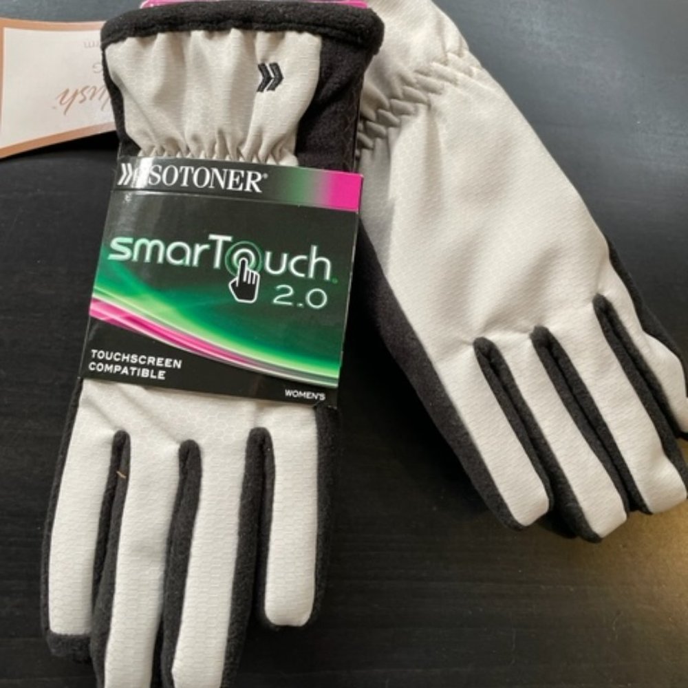 NWT Isotoner SmarTouch 2.0 women's gloves